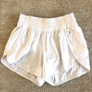 Lululemon Tracker Shorts, Size 4